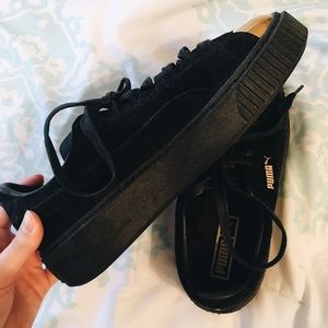 Platform Puma Sneakers